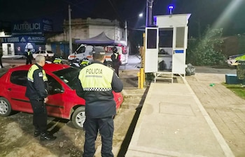 Un policía recibió un disparo de su compañero durante una guardia y murió una semana después