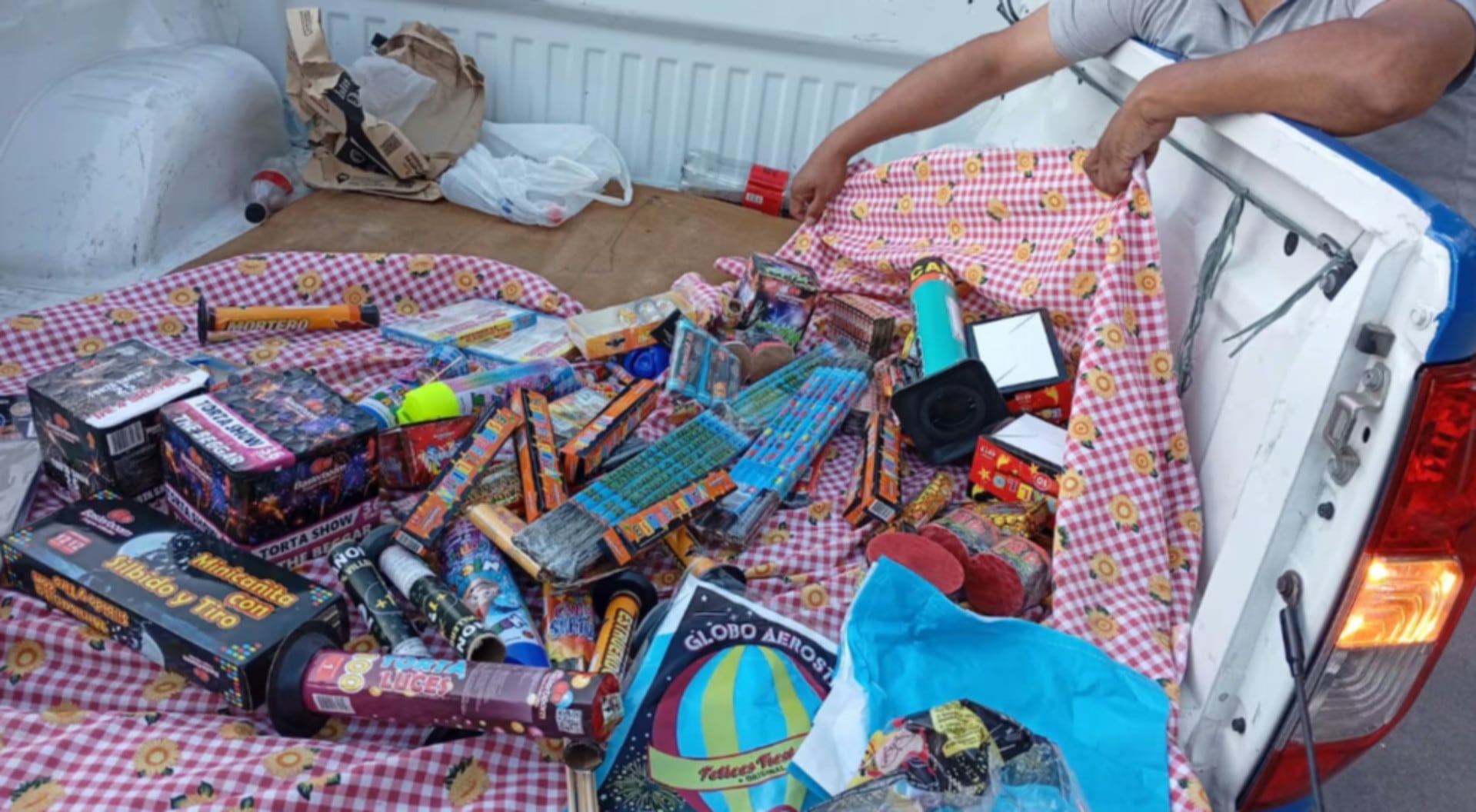 Parte de la mercadería secuestrada por los efectivos (Municipalidad de Córdoba)