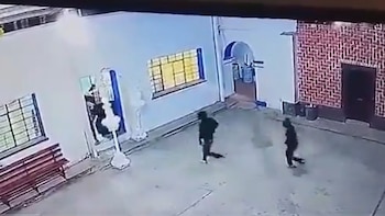 En pleno Sábado de Gloria: así fue el asalto a una iglesia de Tlaxcala donde golpearon a fieles y robaron hostias