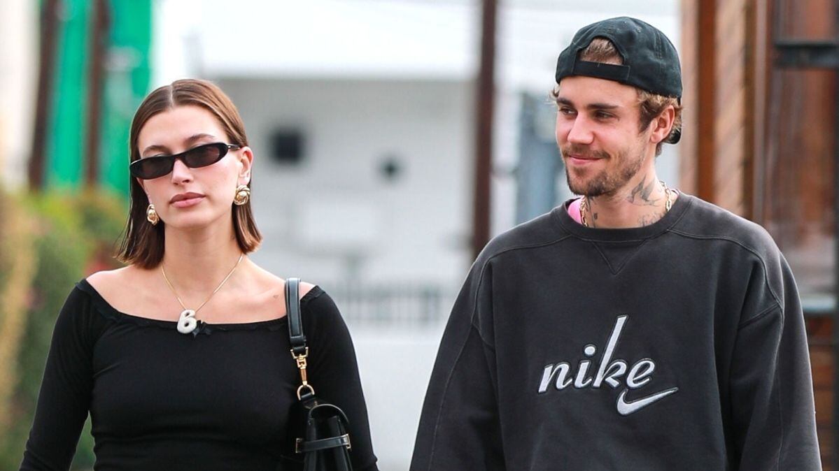 Justin y Hailey Bieber (Backgrid/The Grosby Group)