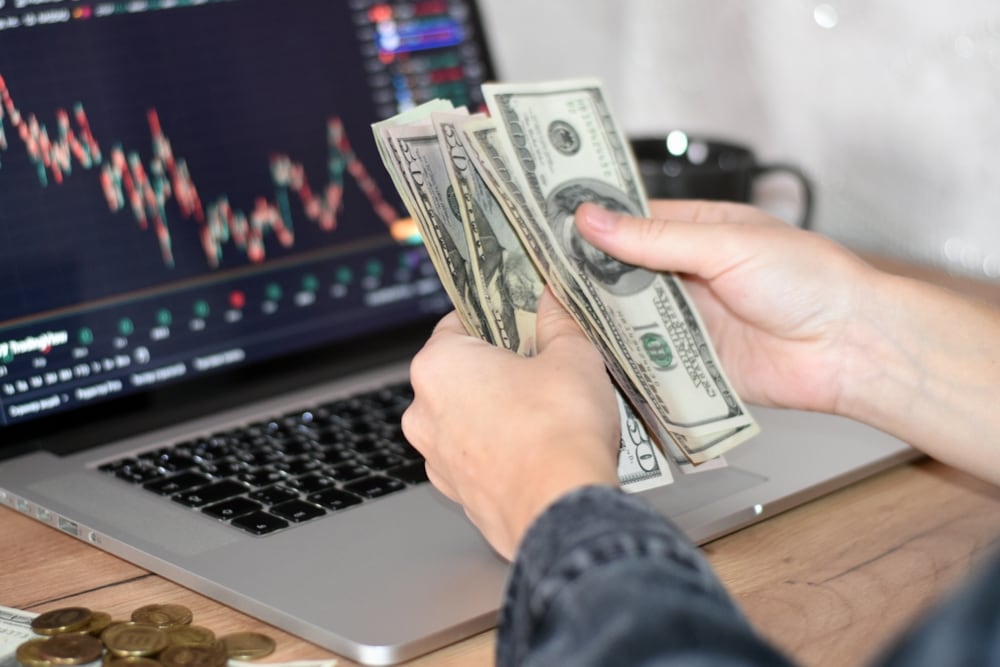 La Resolución General 1020/2024 puede tener un impacto positivo en el comercio exterior de Argentina, al facilitar la entrada de inversiones extranjeras en sectores clave (Foto: Shutterstock)