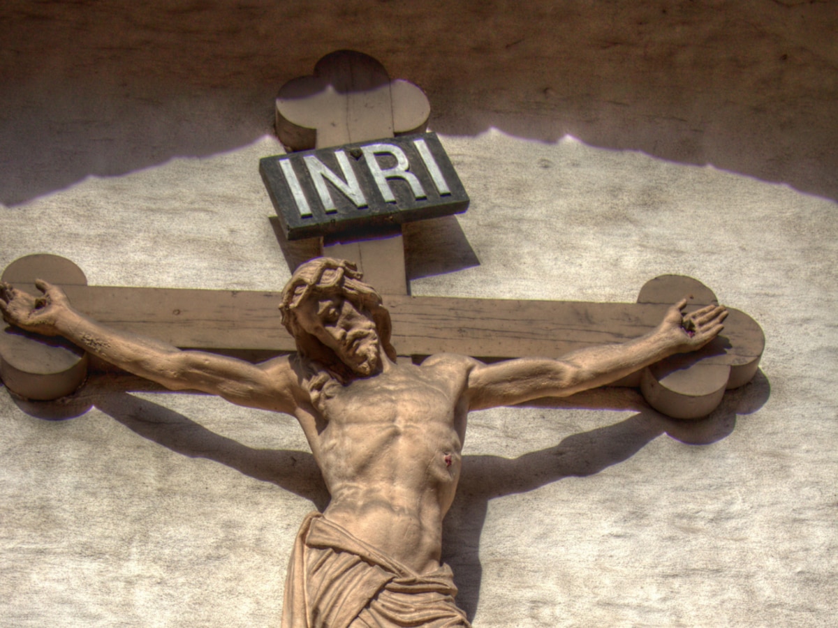 Qué significa inri en la cruz de Jesús? Datos curiosos de Semana Santa - Infobae