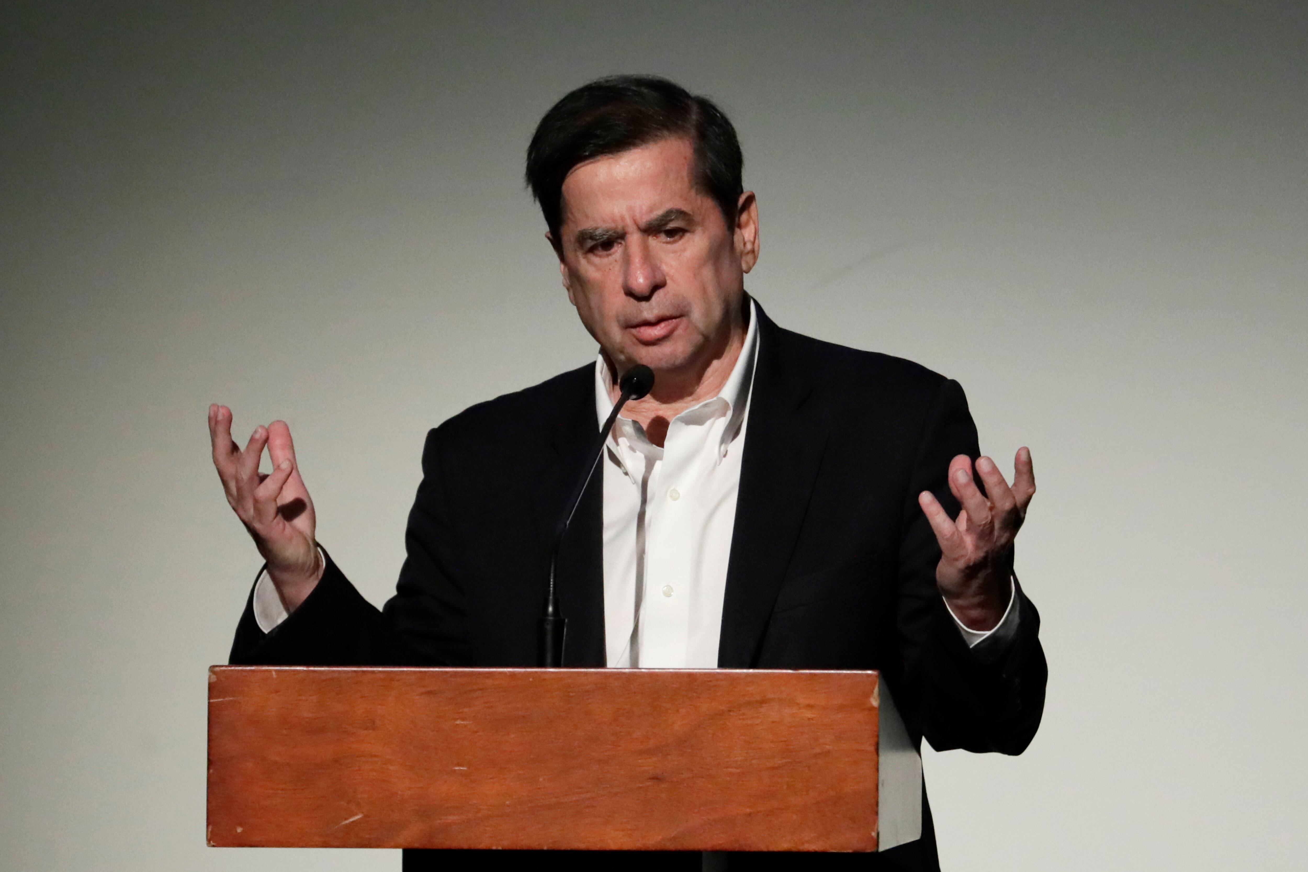 Juan Fernando Cristo, durante una rueda de prensa (EFE/Carlos Ortega)