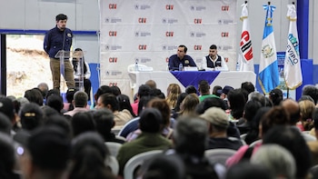 El gobierno entrega 426 escrituras