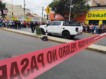 La Policía Nacional encontró 23 casquillos de bala durante las primeras diligencias en la escena. Facebook
