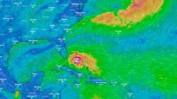 Así avanza el huracán Isaías,