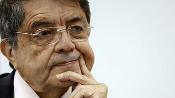 Sergio Ramírez una vez contrató