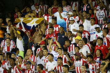 Según Win Sports, Junior de Barranquilla tiene de cuatro a cinco millones de hinchas - crédito Luisa Gonzáles/Reuters