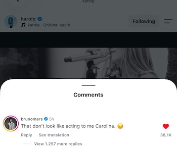 Karol G y Bruno Mars alimentaron las versiones de una relación con sus publicaciones - crédito @karolg / Instagram