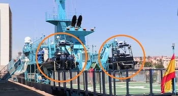 Las dos lanchas de asalto a bordo del Fulmar