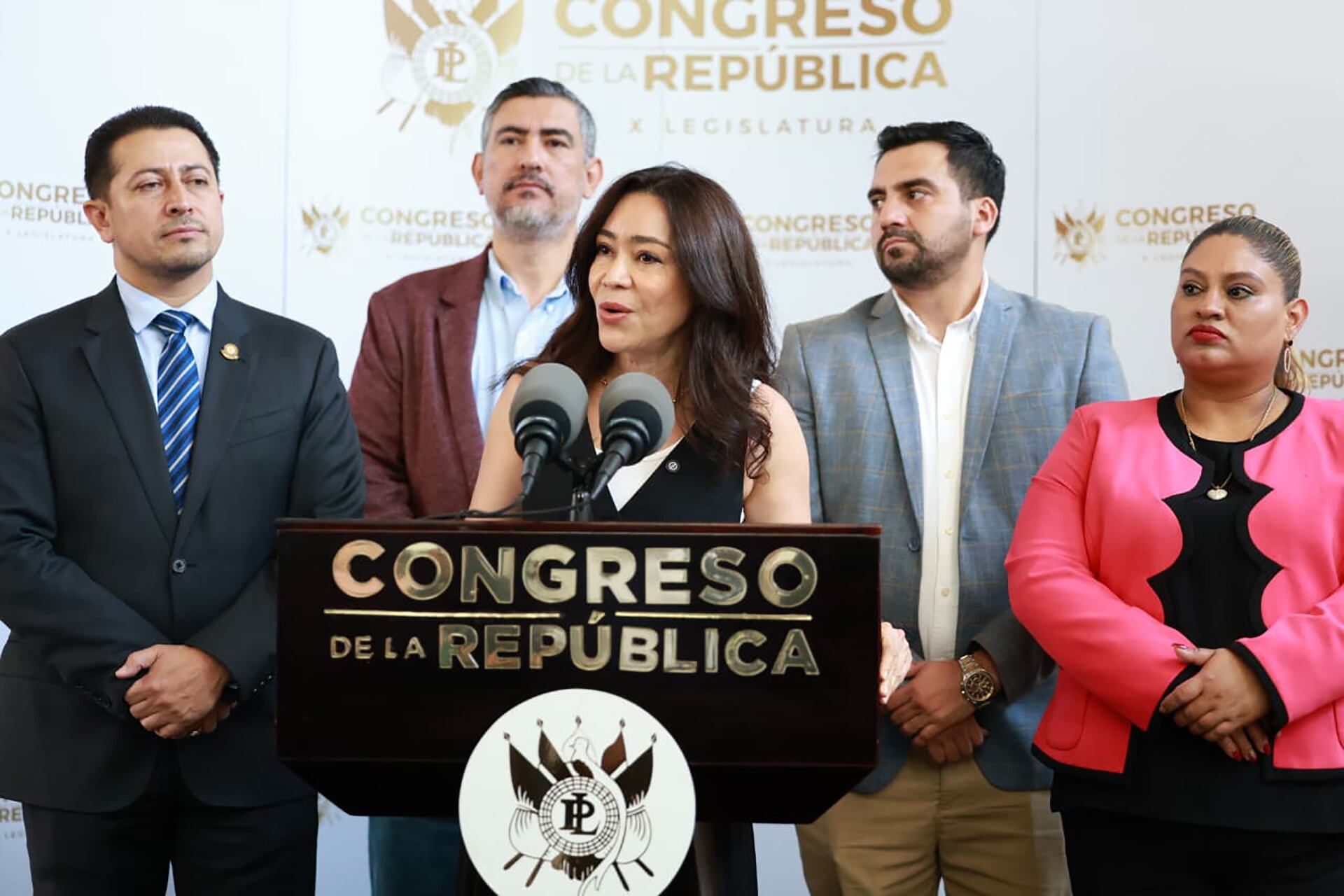 Presentan propuesta centrada en incrementar el bono de riesgo para la Policía Nacional Civil. (Fotografías: Organismo Legislativo)