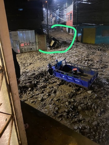 Videos y fotos impactantes del huaico que cayó en Huánuco. (Captura: Facebook)