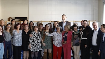 Los Reyes visitan la Escuela de Hostelería del Sur en Madrid en su 25 aniversario