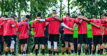 Unión Comercio hizo su presentación