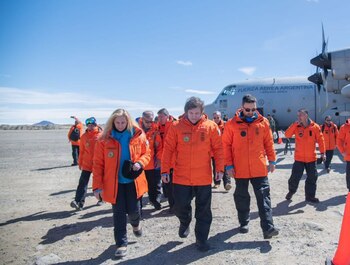Milei junto a su hermana