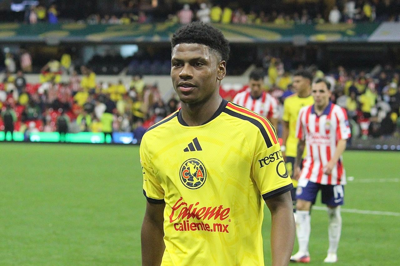 Guillermo Almada lanzó una autocrítica tras el empate 2-2 entre América y Chivas el sábado 19 de septiembre en el Estadio Banorte, durante la Jornada 9 del Apertura 2026 (Cortesía)