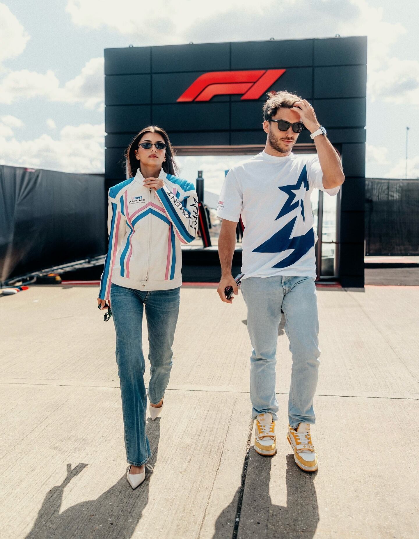 Una de las tantas apariciones de ambos al interior del paddock