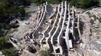 Imágenes de dron revelan la magnitud de la destrucción causada por el terremoto en Venezuela, en La Guaira, la zona más afectada.