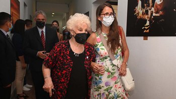 La presidenta de Abuelas de