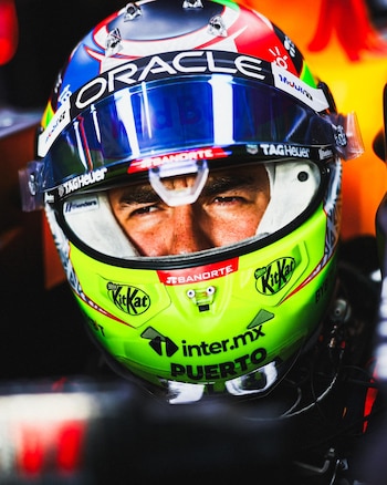 El piloto mexicano se prepara