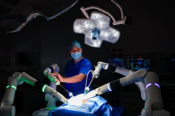 El nuevo Hospital Nacional Rosales se reinauguró el 1 de junio de 2026, ampliando la cobertura a 47 especialidades médicas. (Cortesía: Secretaría de Prensa)