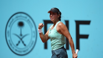 Jessica Bouzas arrolla a Zhiyenbayeva y adelanta a España ante Kazajistán en las finales de la BJKC