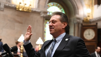 El senador Addabbo impulsa límites