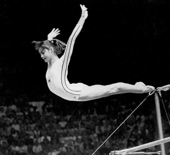 Nadia Comăneci 10 olimpico