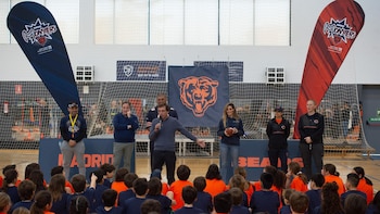Los Chicago Bears arrancan la semana que viene su gira de clinics de 'flag football' en España