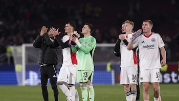 El Eintracht Fráncfort anuncia medidas