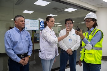 La ministra de Vivienda, Hania