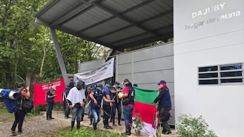 Grupo armado con machetes intenta ocupar ilegalmente un centro de fauna en Yopal: van dos aves muertas y un venado herido