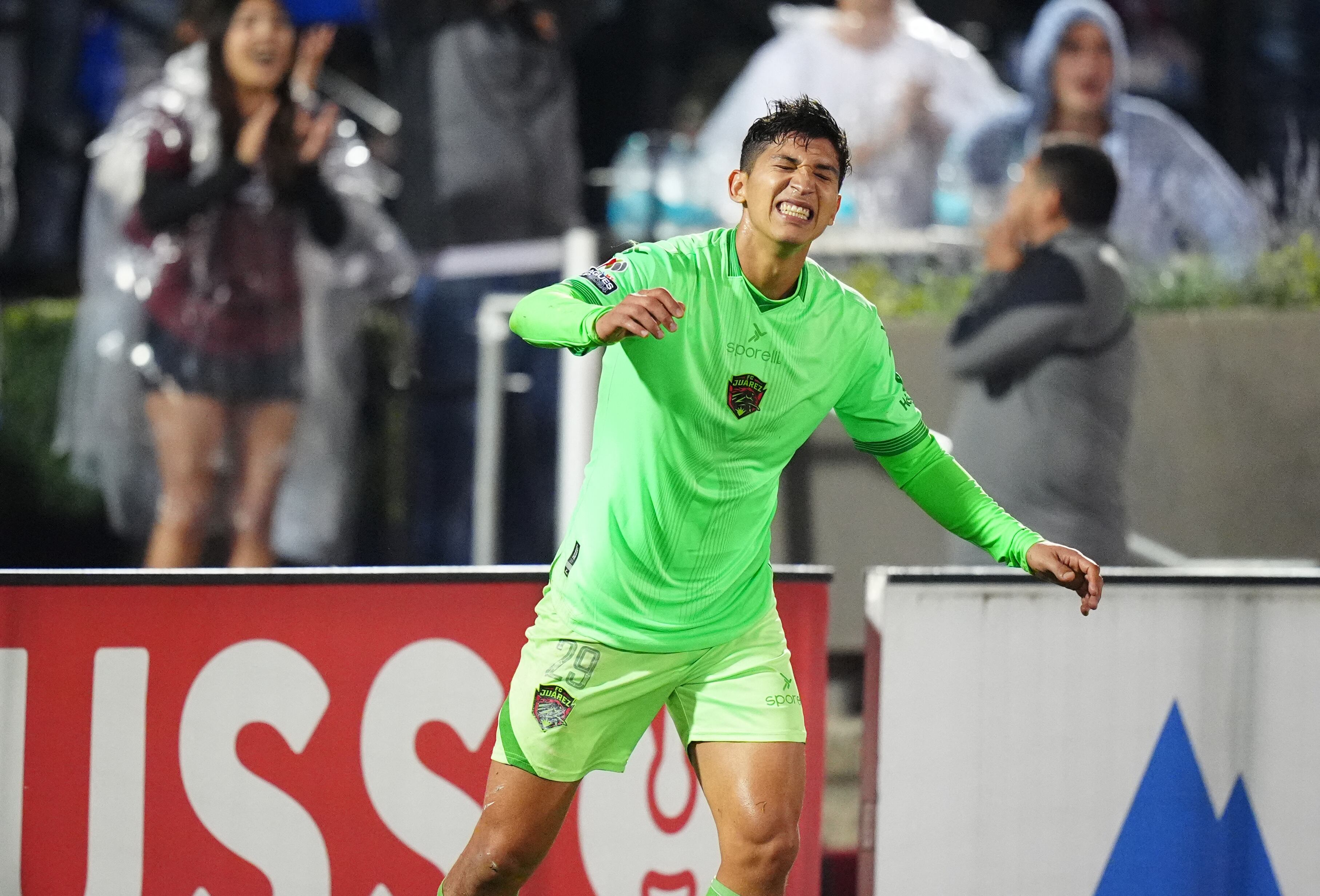 El FC Juárez oficializa la baja del delantero, quien se despide tras dejar huella en la institución. Foto: Ron Chenoy-USA TODAY Sports