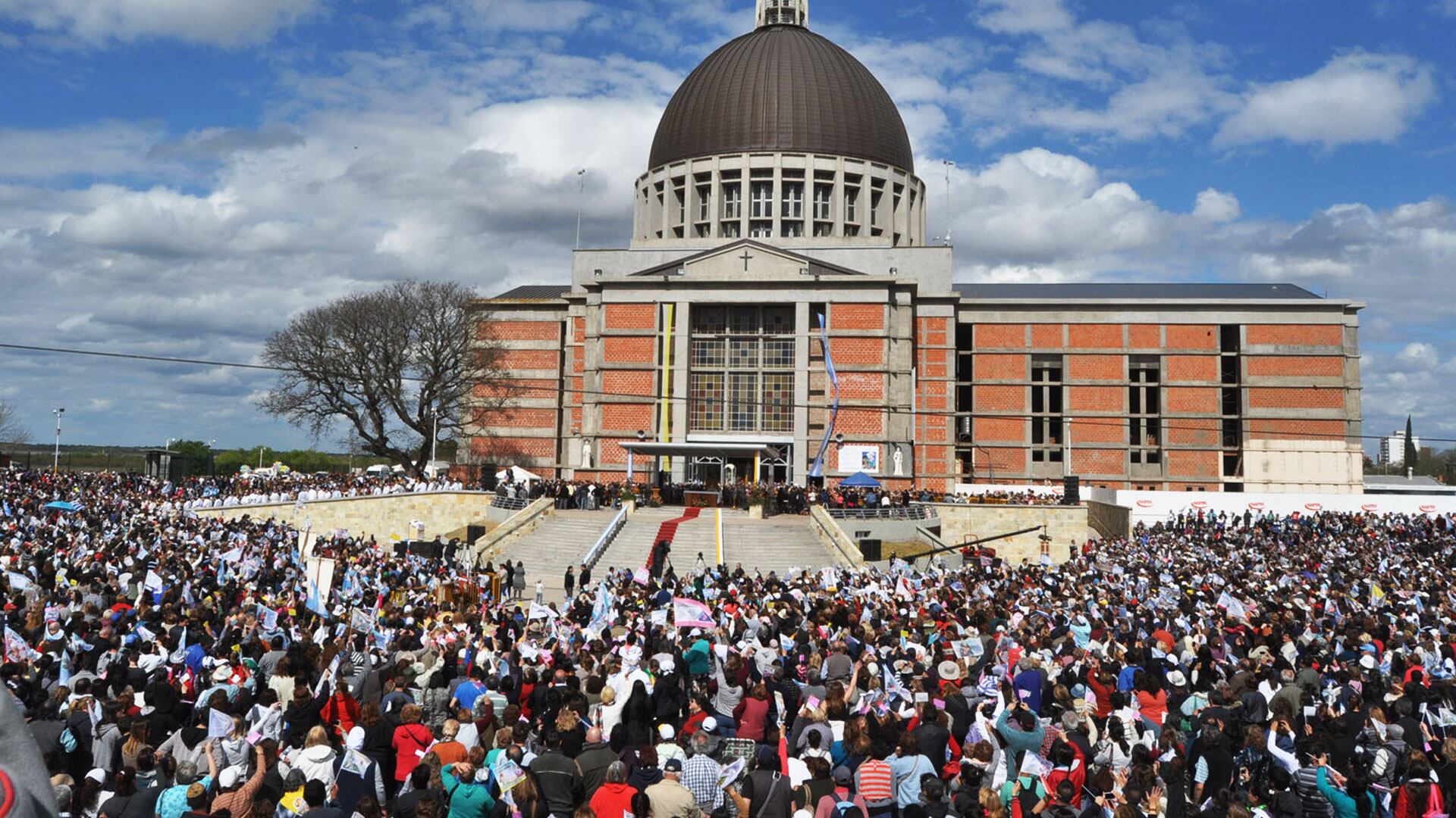 A 70 kilómetros de Rosario y 230 de Buenos Aires, la ciudad de San Nicolás de los Arroyos es un faro en el que convergen la historia y la fe (NA)