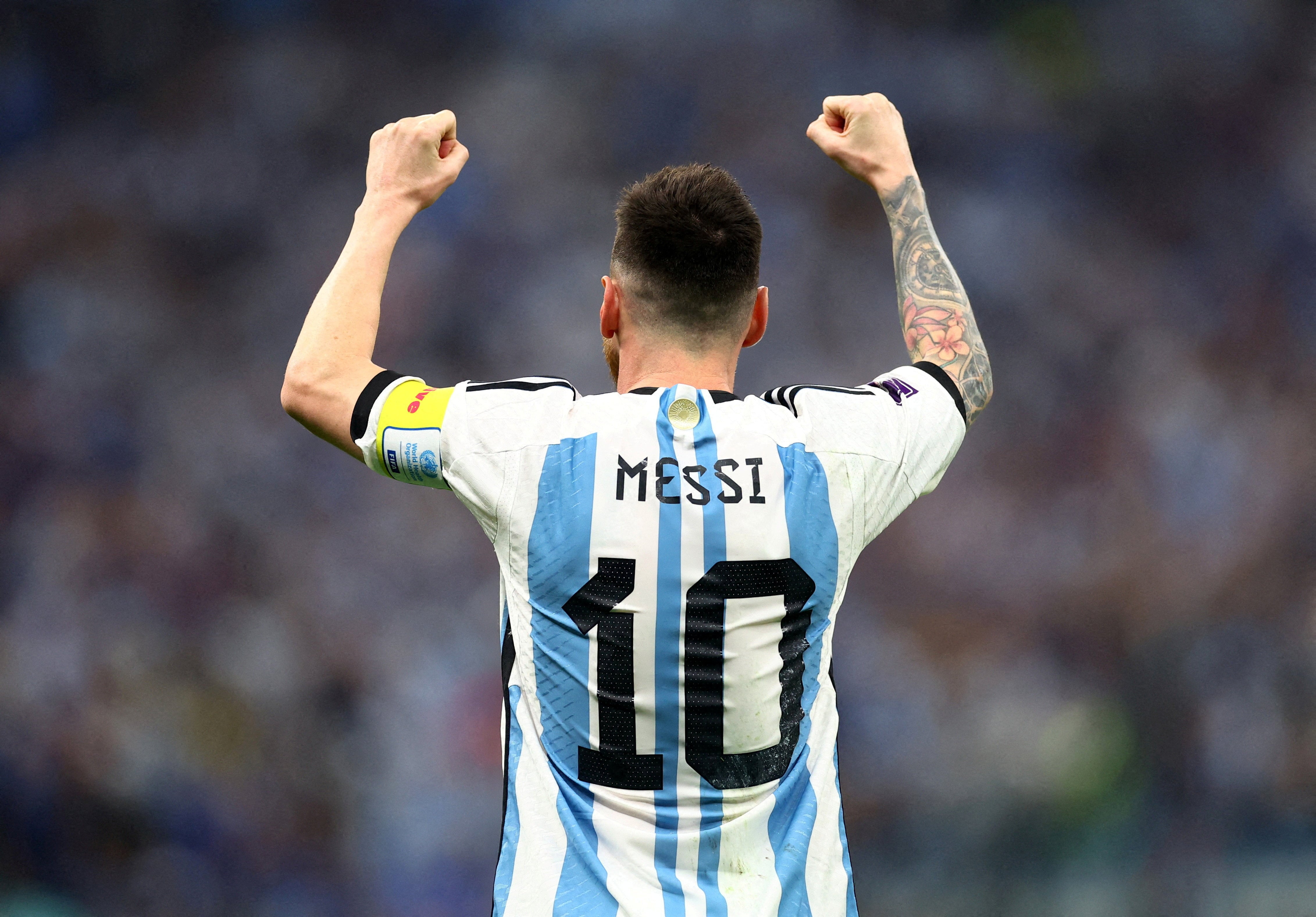 La relación de Lionel Messi con la selección argentina pasó de las críticas y la renuncia tras la Copa América Centenario 2016 a los títulos de la Copa América 2021, Qatar 2022 y la etapa de Lionel Scaloni. REUTERS/Carl Recine