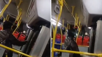 Hombre agarró a martillazos los vidrios de un Transmilenio, según video revelado por el presidente del Concejo: “Delincuente”