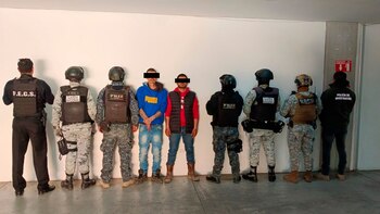 Uno de los detenidos es