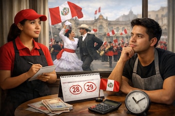 Dos personas con uniforme de servicio sentadas ante una mesa con un calendario marcando los días 28 y 29, dinero, bandera de Perú, calculadora y reloj. Al fondo, desfile patrio.