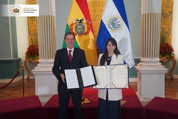 Bolivia y El Salvador celebran la IV Reunión del Mecanismo de Consultas Políticas y Coordinación Bilateral en La Paz para fortalecer relaciones bilaterales. (Cortesía: Ministerio de Relaciones exteriores de Bolivia)