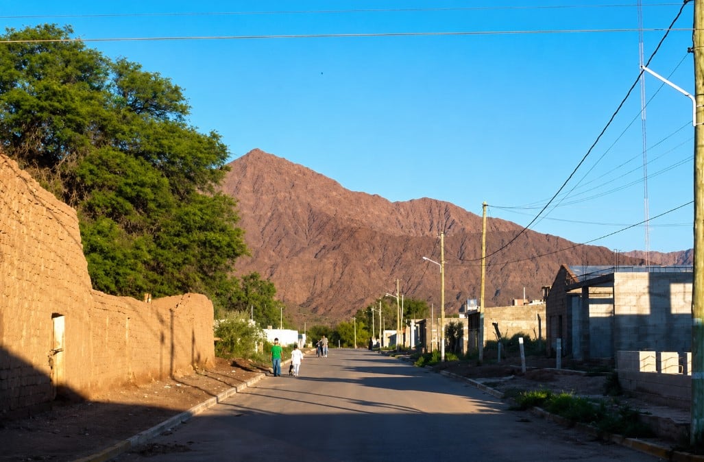 La venta de Valle Hermoso expuso un vacío legal porque la legislación argentina no tenía restricciones efectivas para la compra masiva de tierras rurales por extranjeros (El Federal)