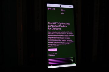El chatbot sigue siendo el más usado en el mundo, aunque con mejor cantidad de usuarios. (Unsplash)