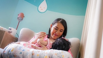 El Salvador busca mayor control de sucedáneos de leche materna y etiquetas precisas para alimentos infantiles hasta los 36 meses