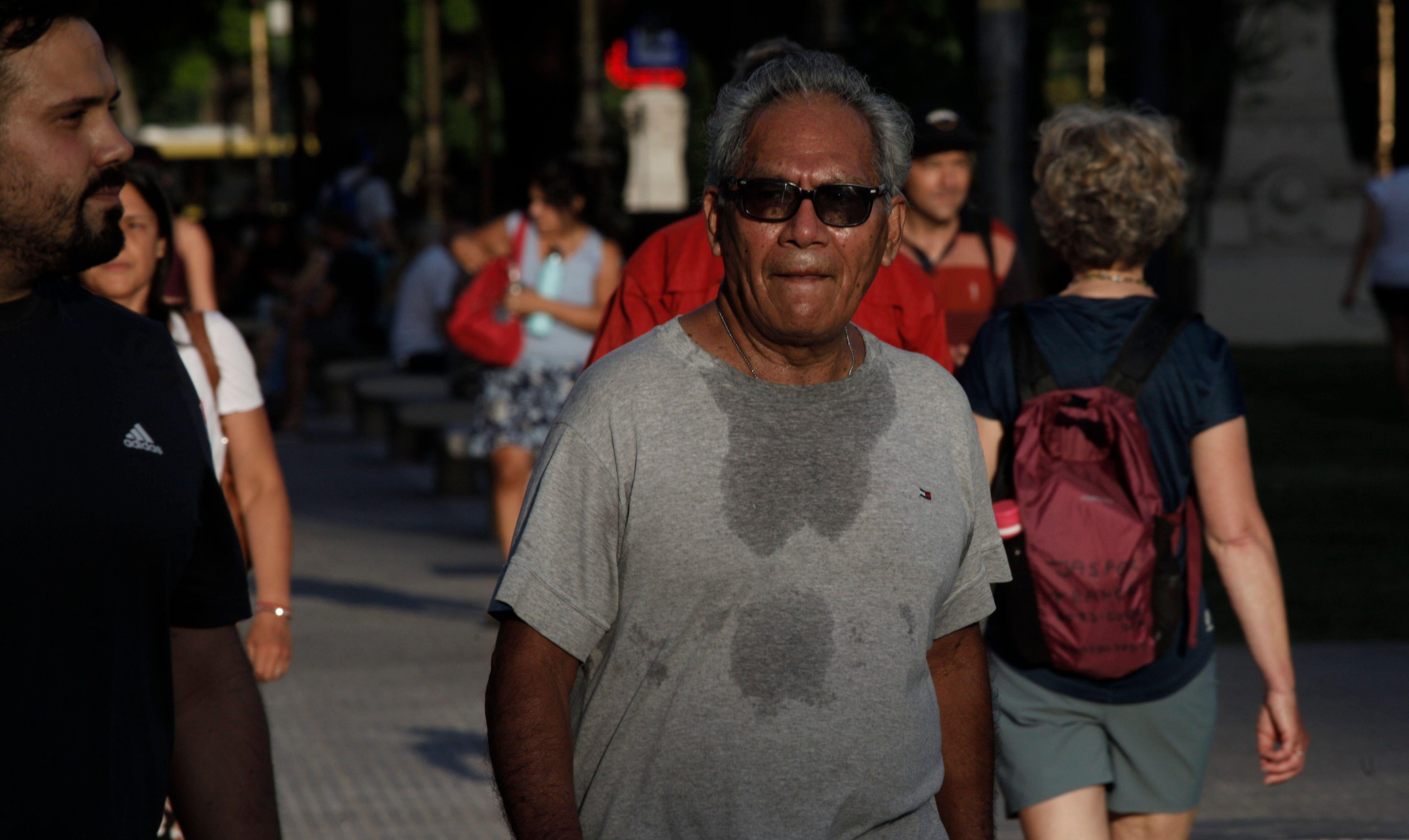 Rige una alerta amarilla por temperaturas extremas en CABA (Grosby)