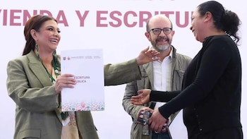 Ante ola de despojos en CDMX, gobierno propone instalar 100 abogados en el Zócalo para atender el delito