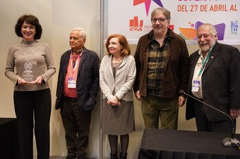 La escritora española Elena Alonso