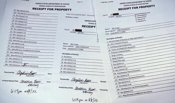 Listado de tres páginas con