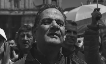 El líder político, nacido en Bogotá en 1962, ocupó algunos de los cargos más influyentes del Estado y participó en múltiples procesos electorales y legislativos a lo largo de su carrera pública - crédito Colprensa