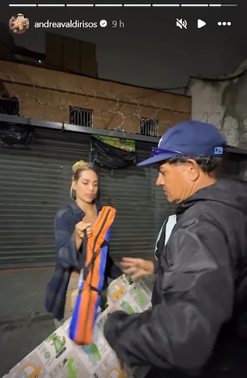 Andrea Valdiri llevó ayudas a familias en Venezuela - crédito @andreavaldirisos/IG