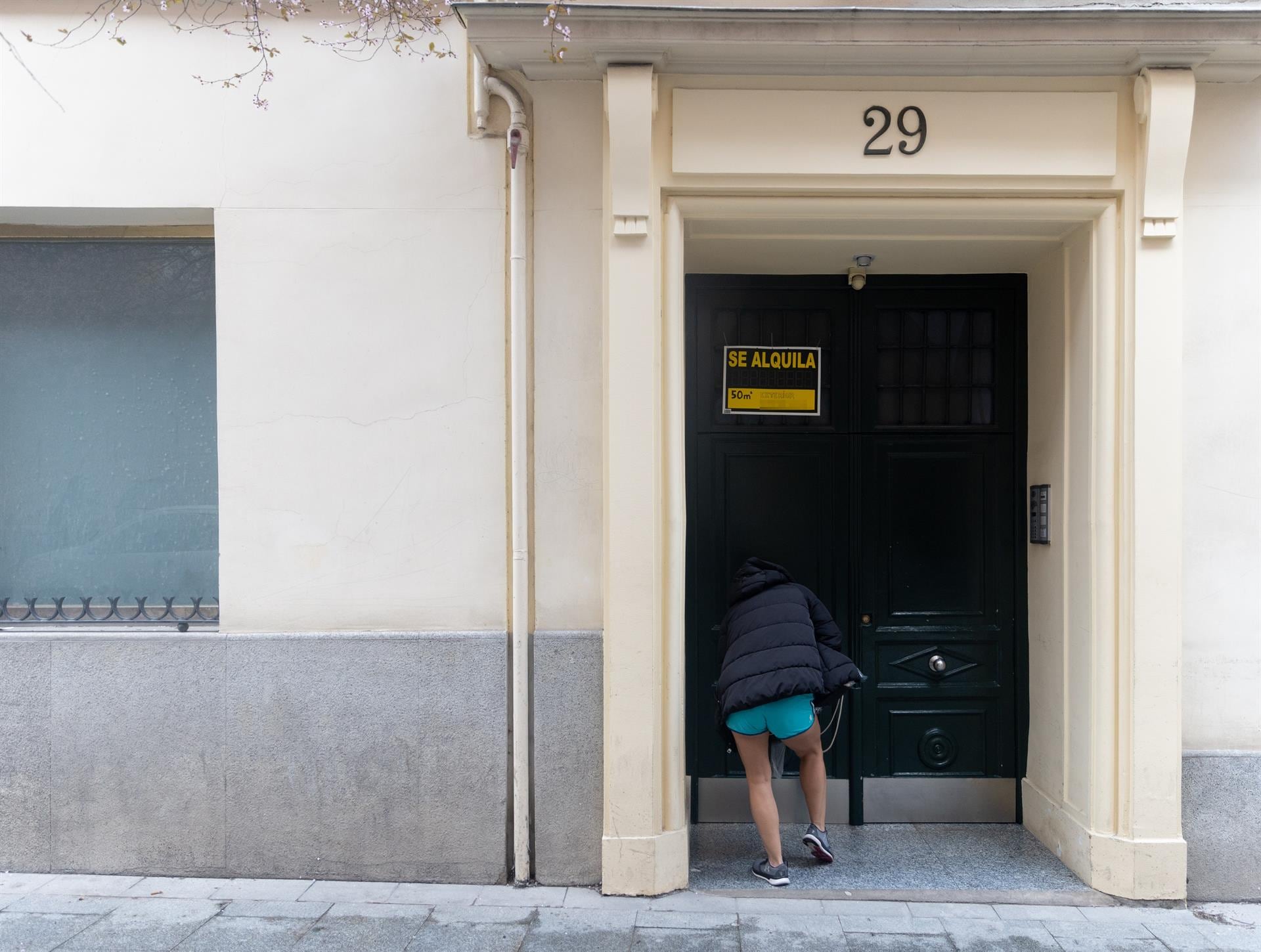 La agenda legislativa de las CCAA en 2025: vivienda, rebajas fiscales y regulación de la IA