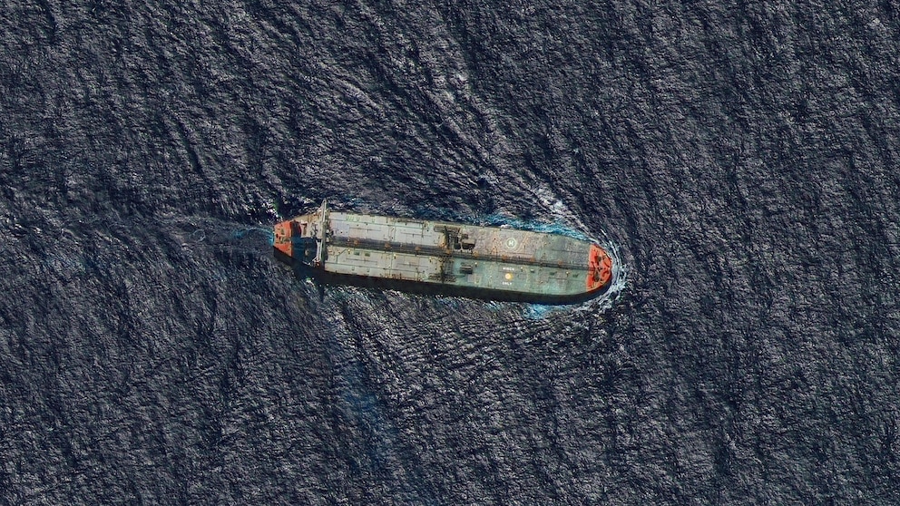 El petrolero venezolano incautado por EEUU se dirigía a Cuba para suministrar crudo a la dictadura de Miguel Díaz-Canel El petrolero venezolano incautado por EEUU se dirigía a Cuba para suministrar crudo a la dictadura de Miguel Díaz-Canel